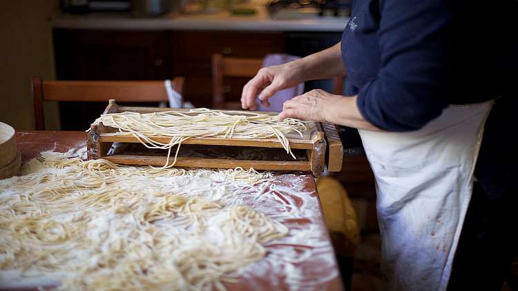 PACENTRO, IL BORGO DELLA MAJELLA, TRA NATURA E TRADIZIONE GASTRONOMICA